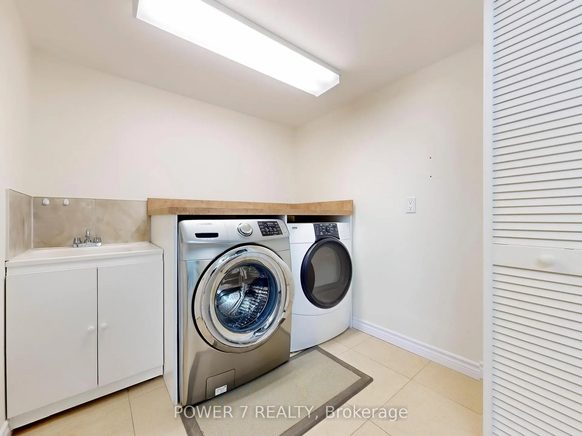 Photo 42 of 3 Demoray Court, Markham, Greensborough — HOMEH