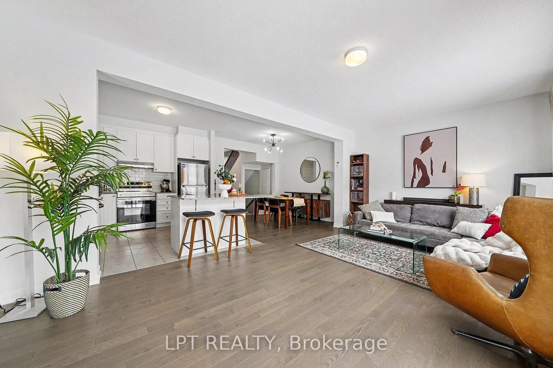Photo 8 of 2485 Watercolours Way, Ottawa, Barrhaven - Half Moon Bay — HOMEH