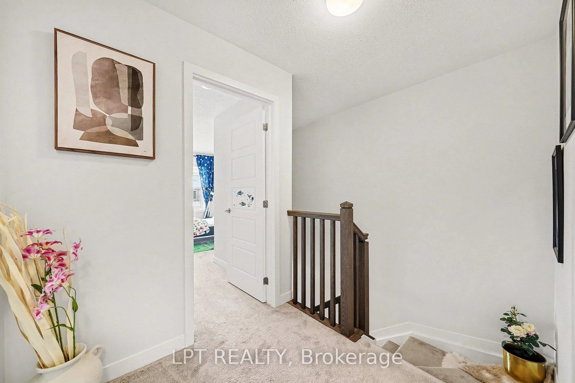 Photo 14 of 2485 Watercolours Way, Ottawa, Barrhaven - Half Moon Bay — HOMEH