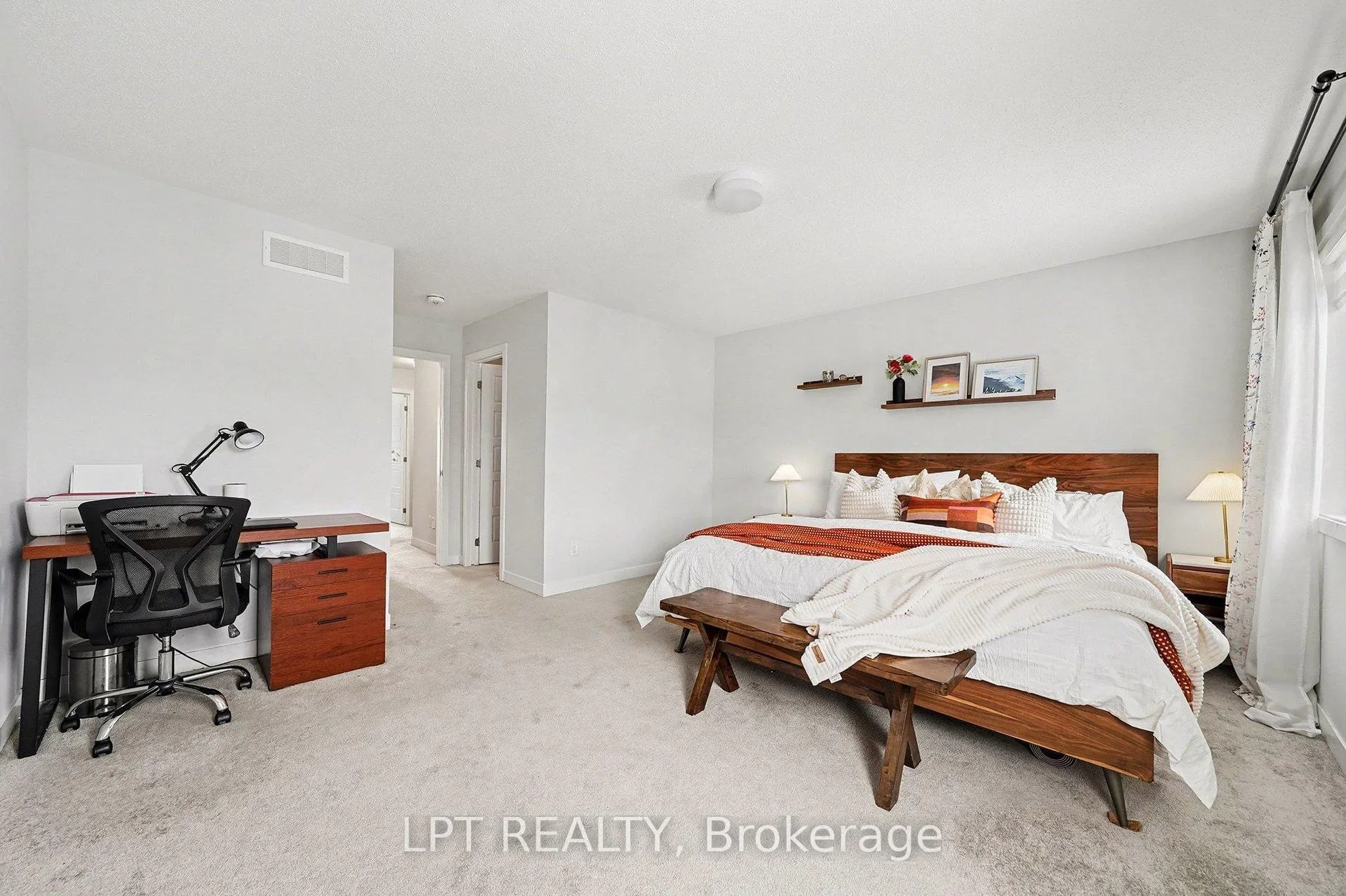 Photo 18 of 2485 Watercolours Way, Ottawa, Barrhaven - Half Moon Bay — HOMEH