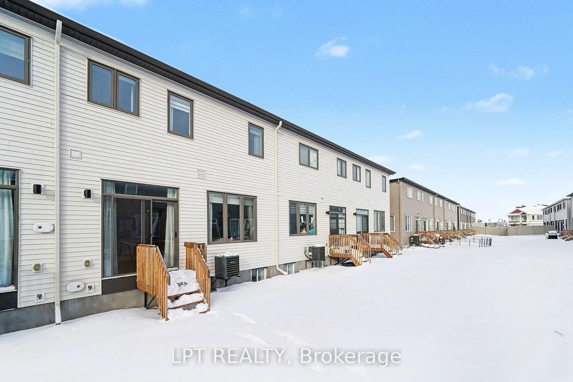Photo 30 of 2485 Watercolours Way, Ottawa, Barrhaven - Half Moon Bay — HOMEH