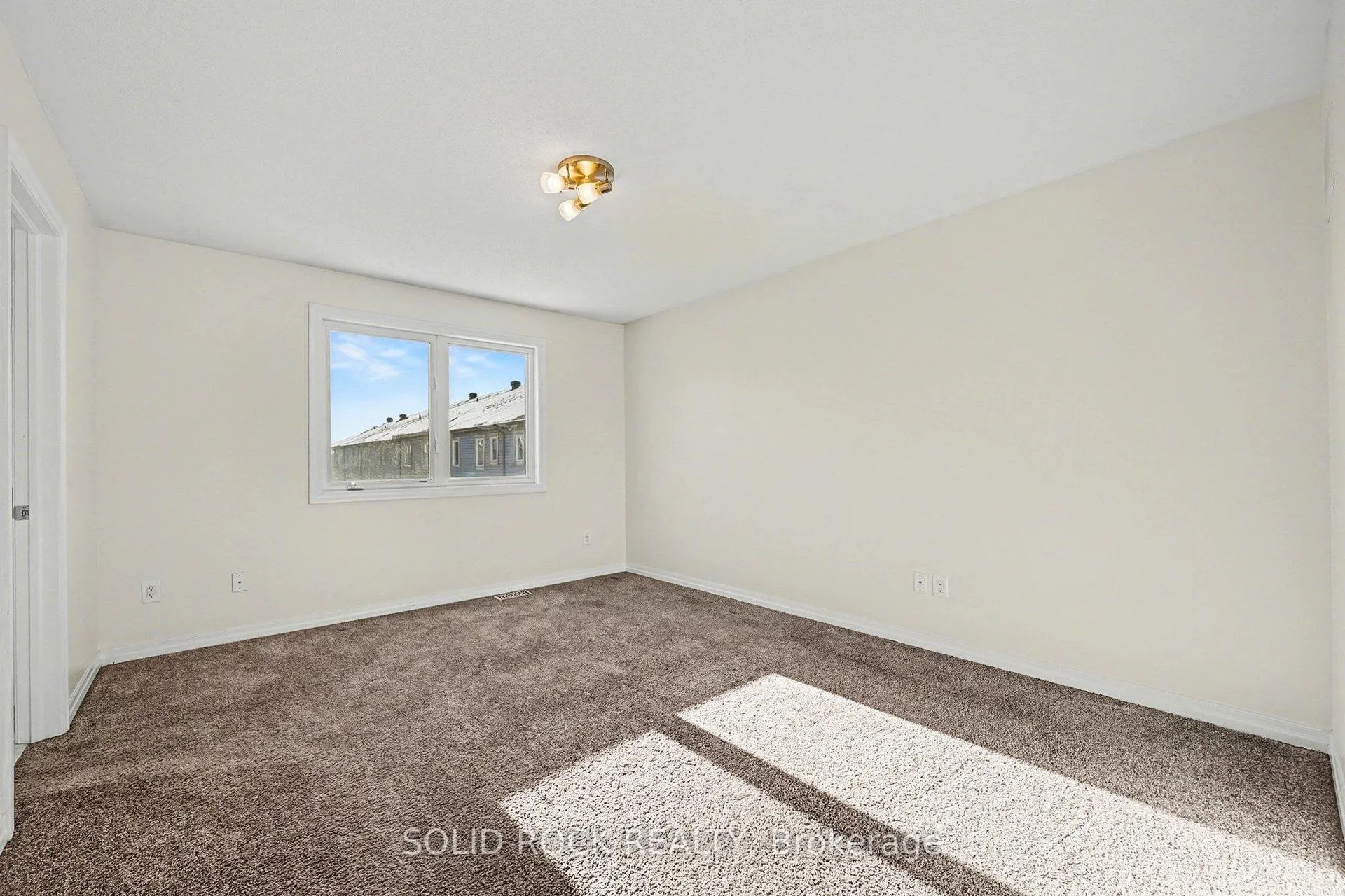 Photo 15 of 407 White Arctic Avenue, Ottawa, Barrhaven - Half Moon Bay — HOMEH