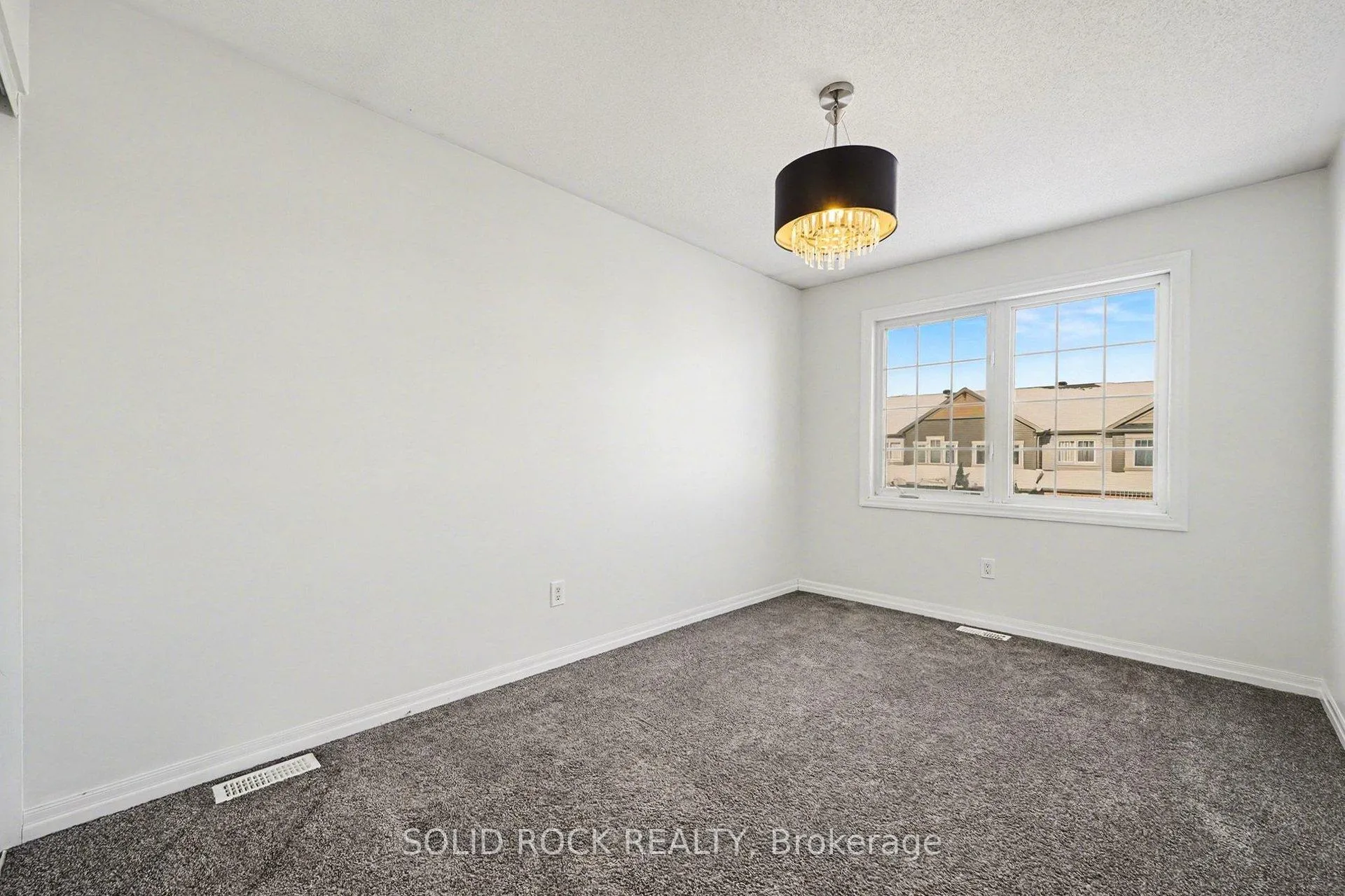 Photo 16 of 407 White Arctic Avenue, Ottawa, Barrhaven - Half Moon Bay — HOMEH