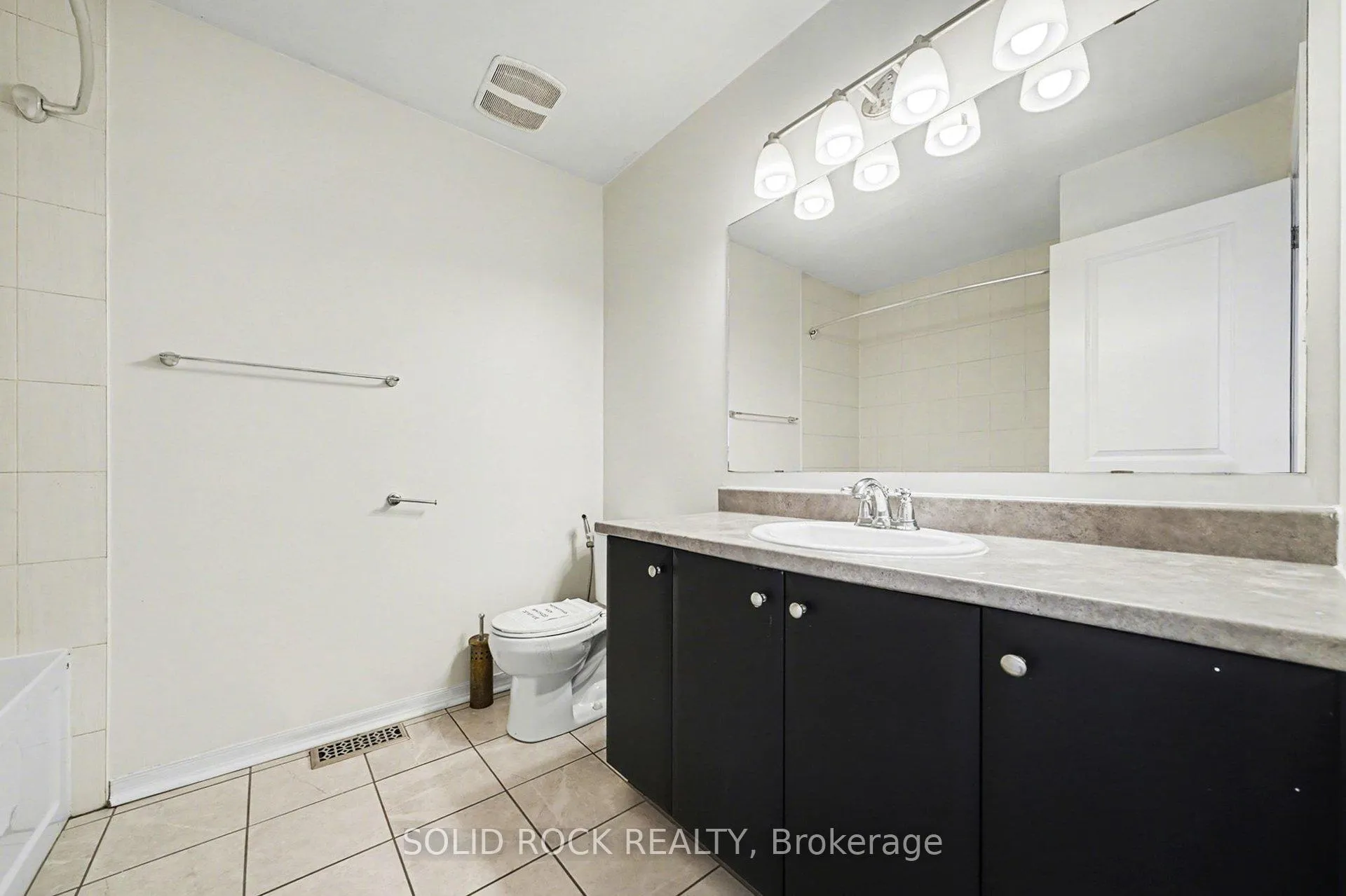 Photo 21 of 407 White Arctic Avenue, Ottawa, Barrhaven - Half Moon Bay — HOMEH