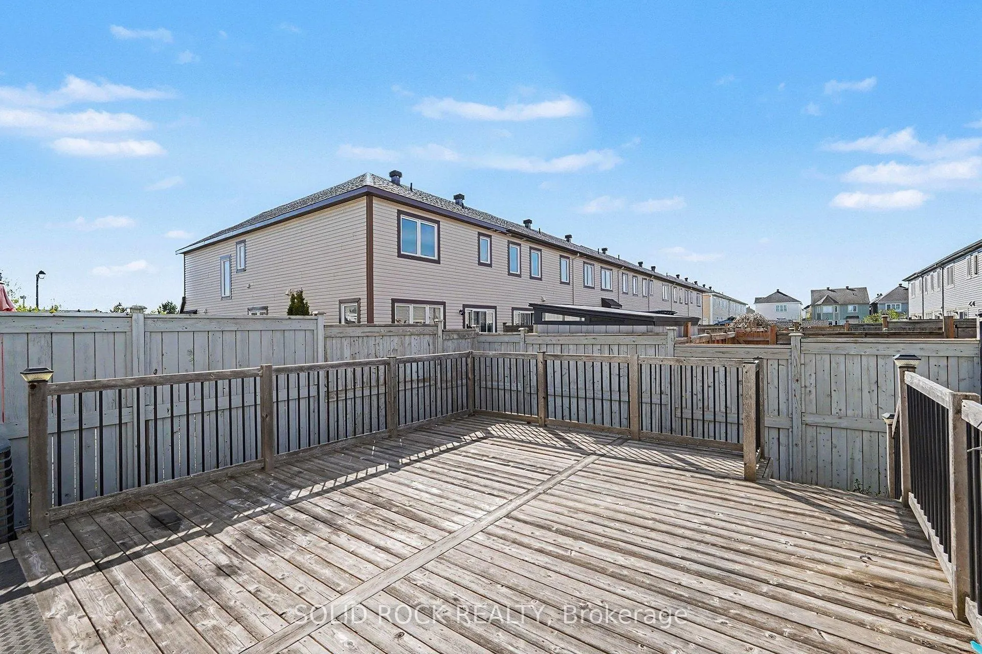 Photo 31 of 407 White Arctic Avenue, Ottawa, Barrhaven - Half Moon Bay — HOMEH