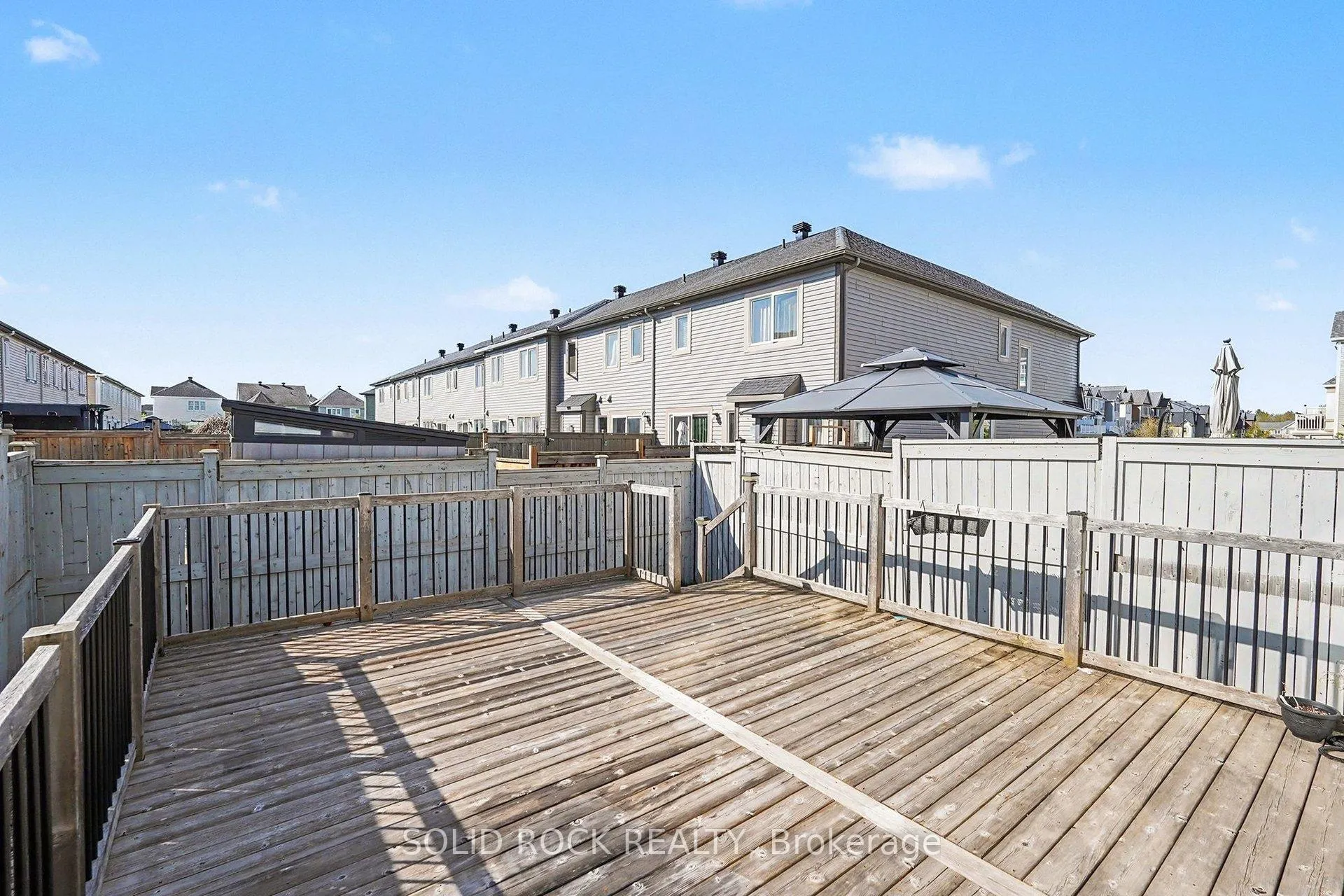 Photo 32 of 407 White Arctic Avenue, Ottawa, Barrhaven - Half Moon Bay — HOMEH