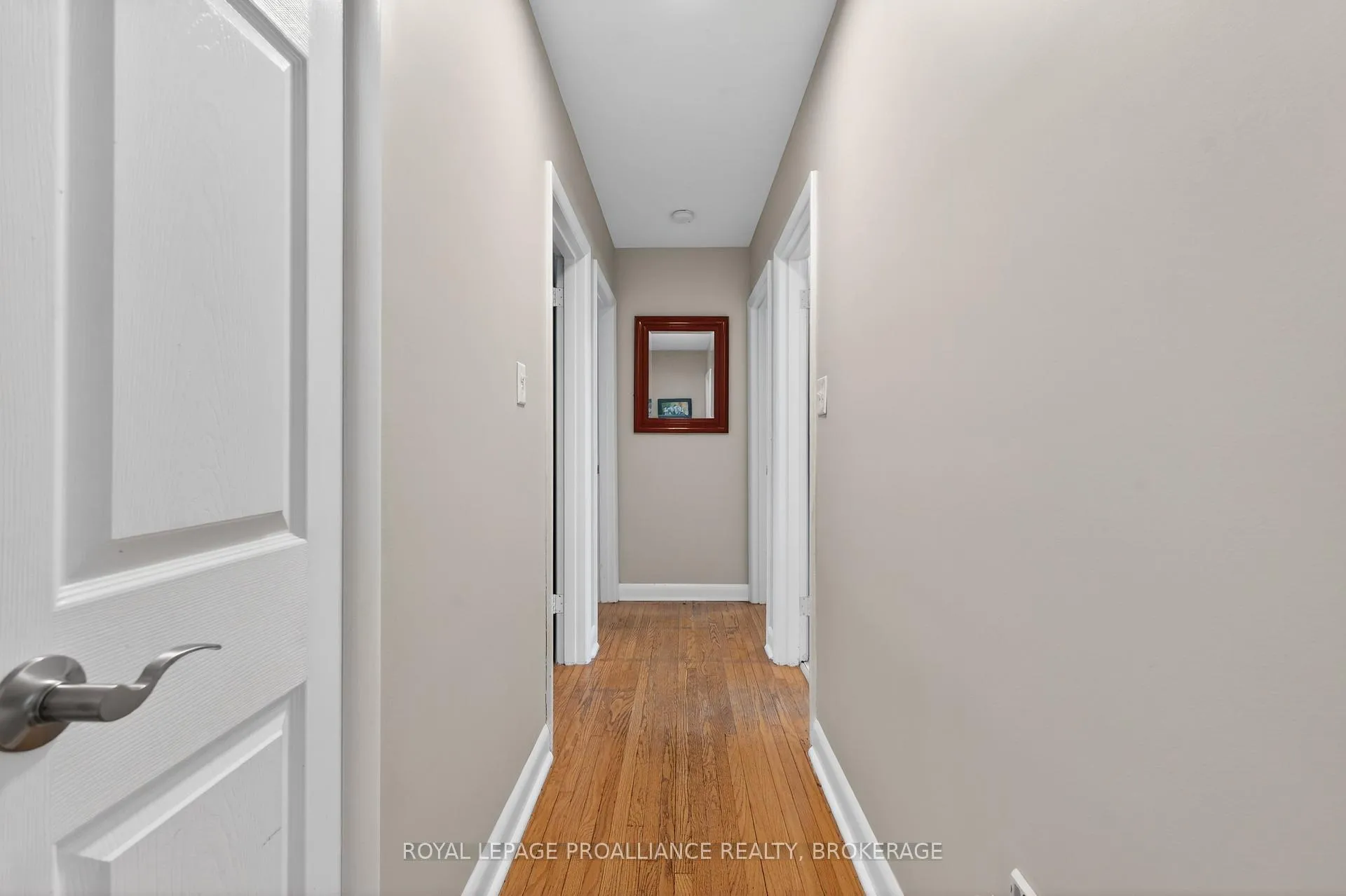 Photo 15 of 1746 Marian Crescent, Kingston, City North of 401 — HOMEH