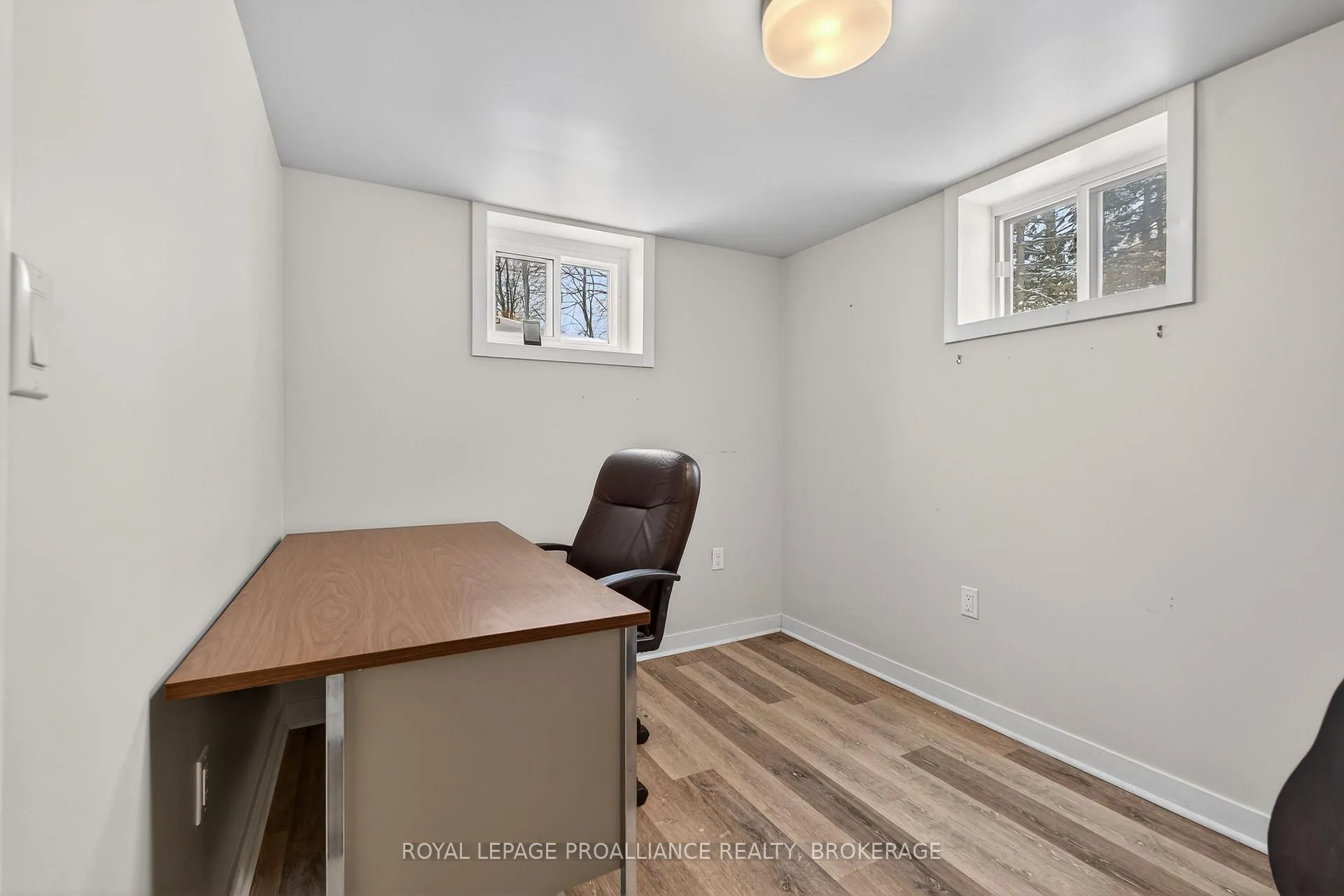 Photo 22 of 1746 Marian Crescent, Kingston, City North of 401 — HOMEH