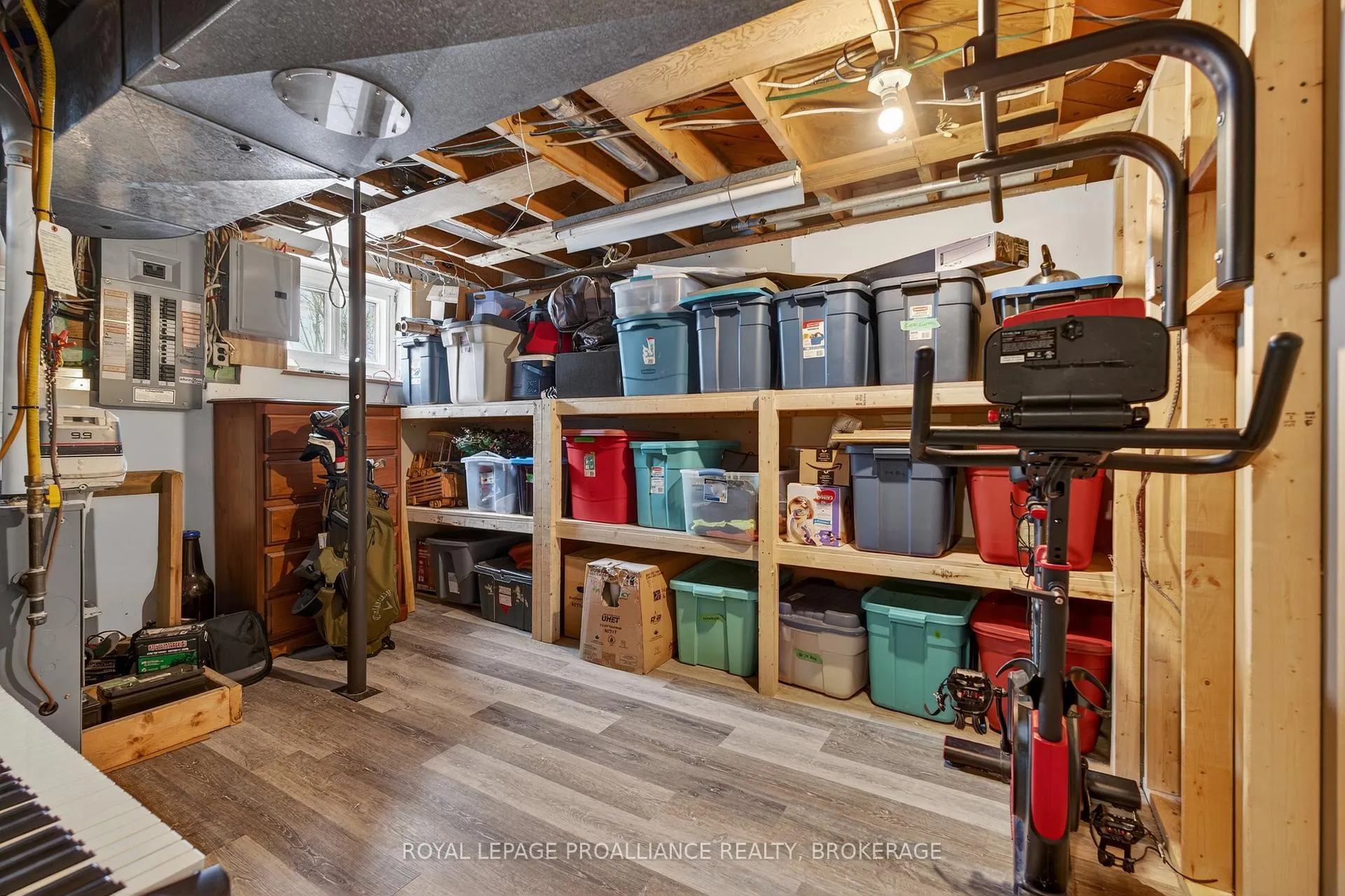 Photo 26 of 1746 Marian Crescent, Kingston, City North of 401 — HOMEH