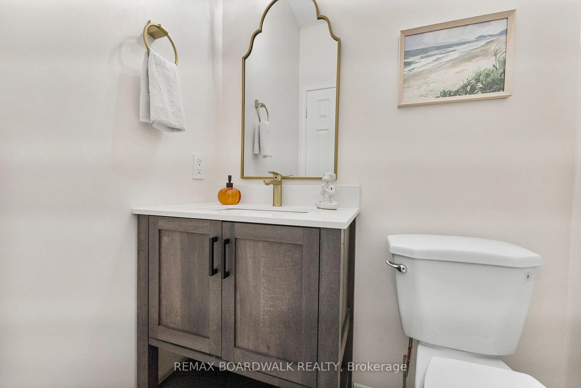 Photo 6 of 34 Catterick Crescent, Ottawa, Kanata - Morgan's Grant/South March — HOMEH