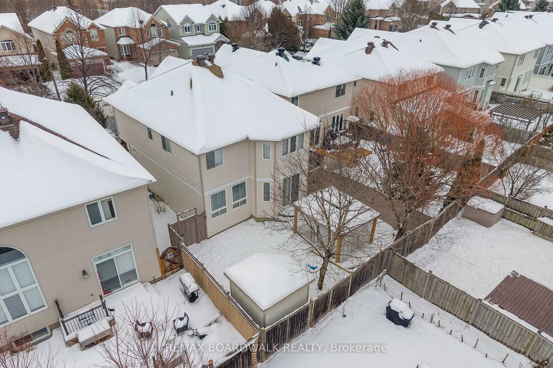 Photo 40 of 34 Catterick Crescent, Ottawa, Kanata - Morgan's Grant/South March — HOMEH