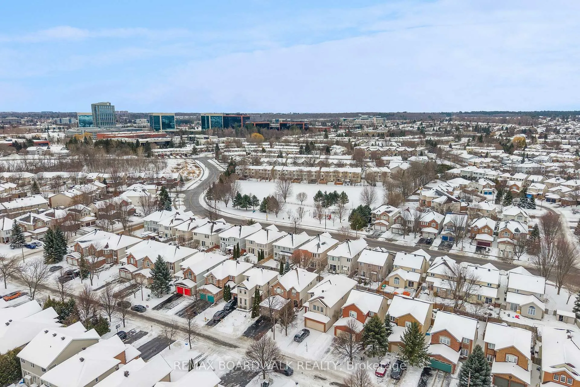 Photo 43 of 34 Catterick Crescent, Ottawa, Kanata - Morgan's Grant/South March — HOMEH