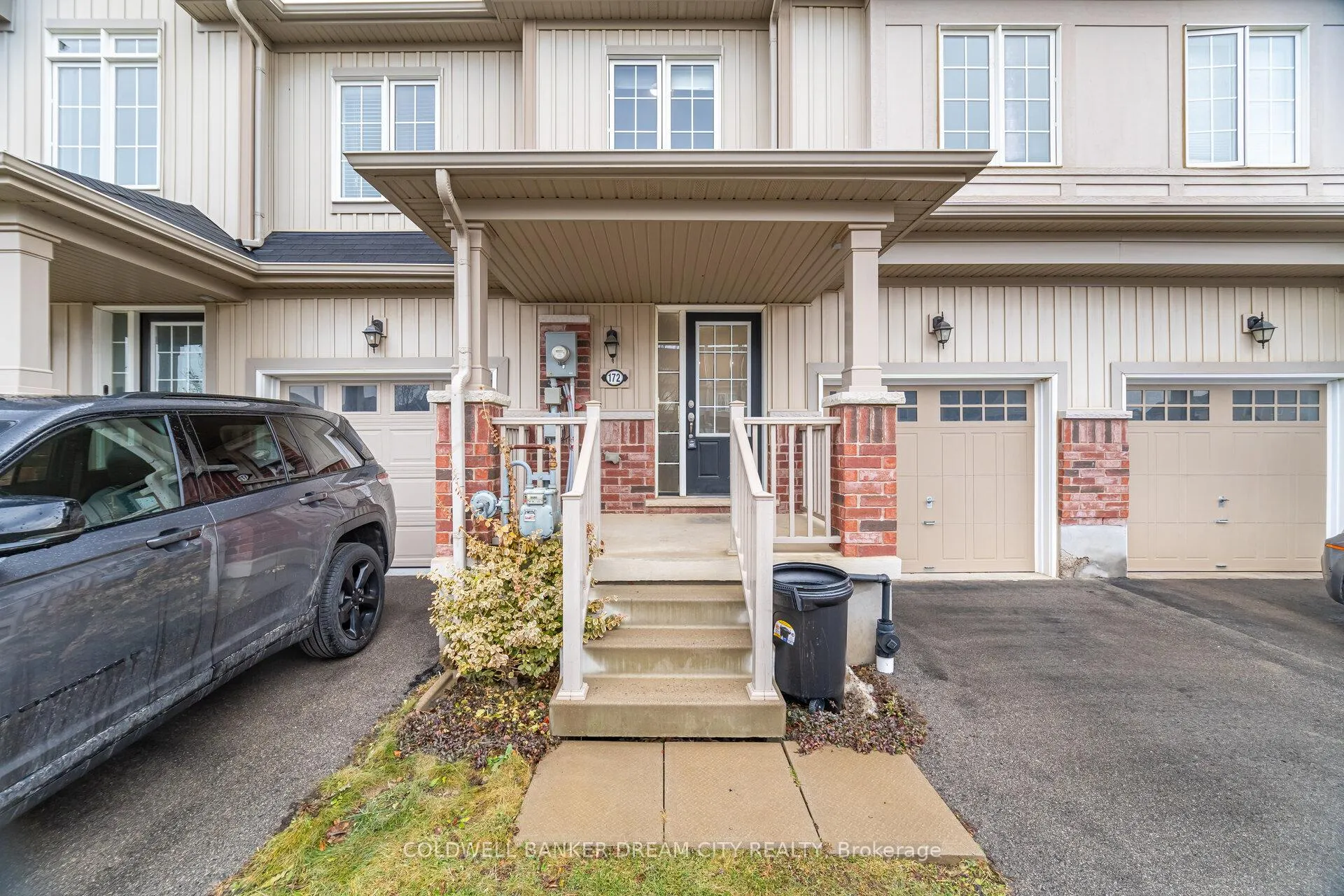 Photo 4 of 172 Whitwell Way, Hamilton, Binbrook — HOMEH