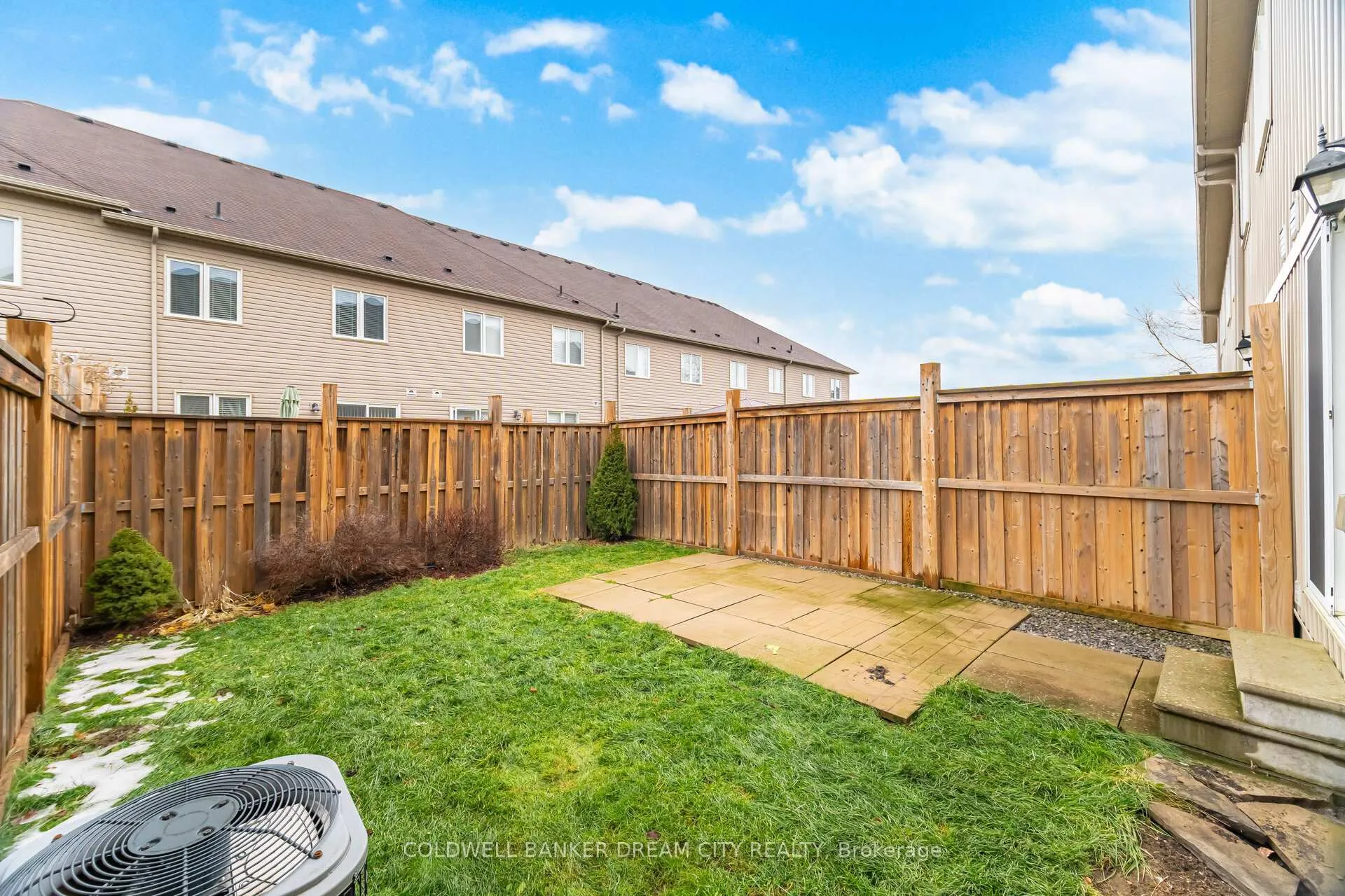 Photo 44 of 172 Whitwell Way, Hamilton, Binbrook — HOMEH