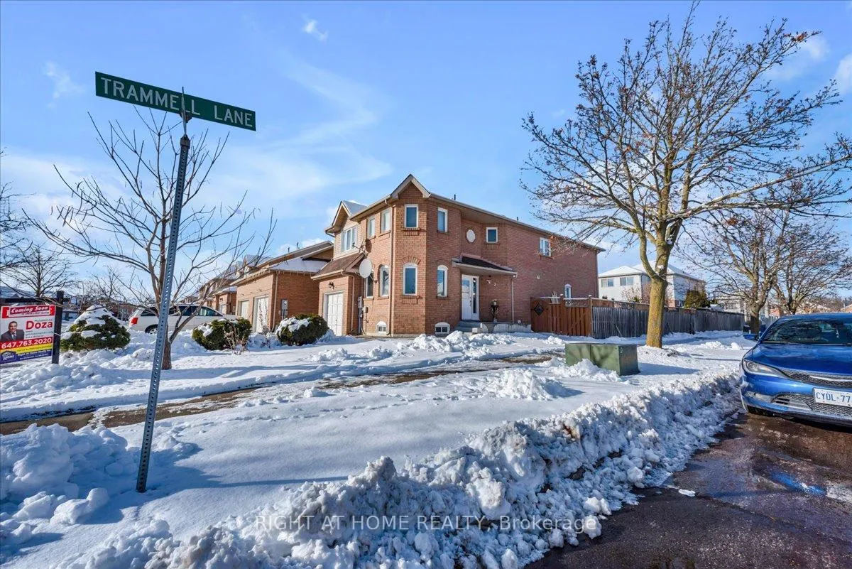 Photo 2 of 2 Wooliston Crescent, Brampton, Fletcher's West — HOMEH