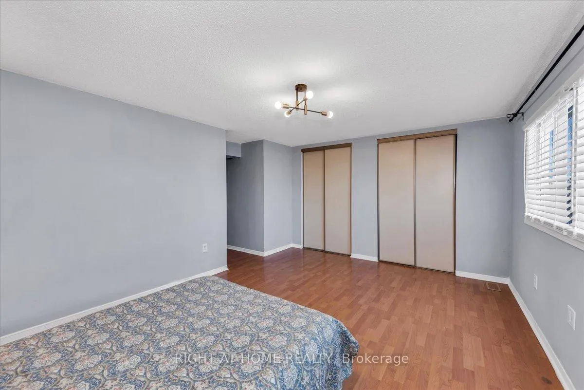 Photo 33 of 2 Wooliston Crescent, Brampton, Fletcher's West — HOMEH
