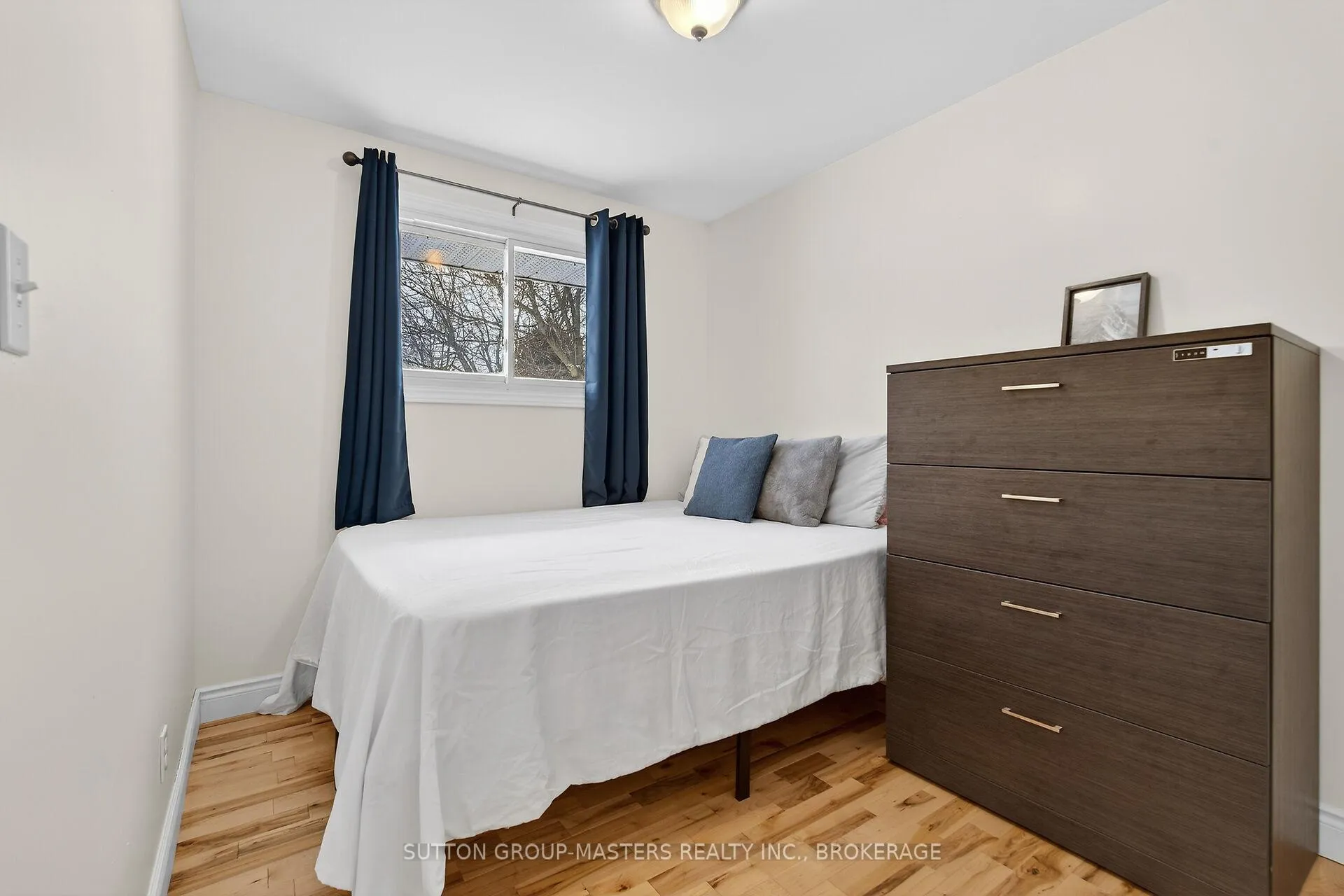 Photo 19 of 51 Kildare Avenue, Loyalist, Amherstview — HOMEH