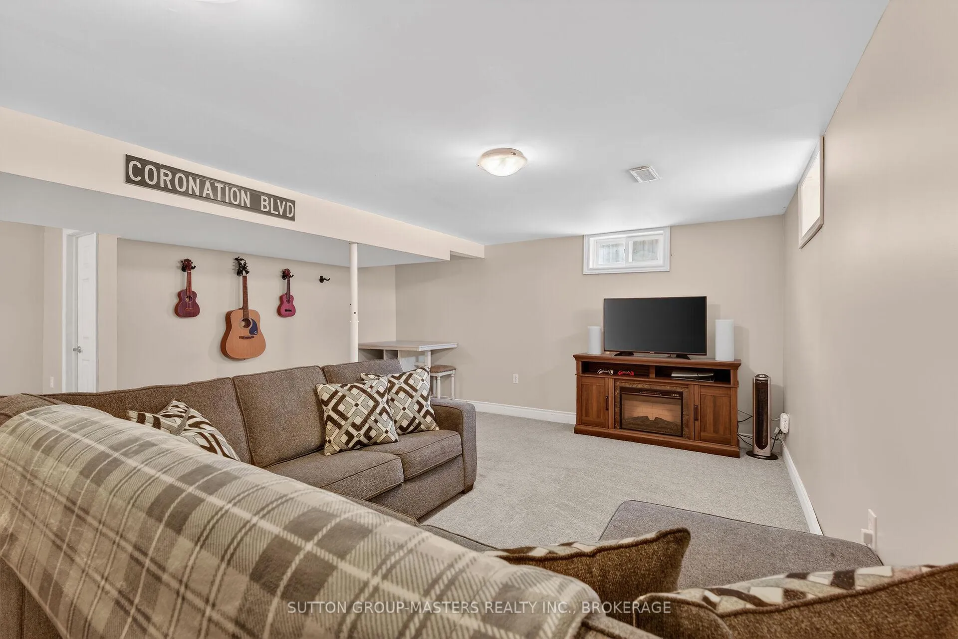 Photo 25 of 51 Kildare Avenue, Loyalist, Amherstview — HOMEH
