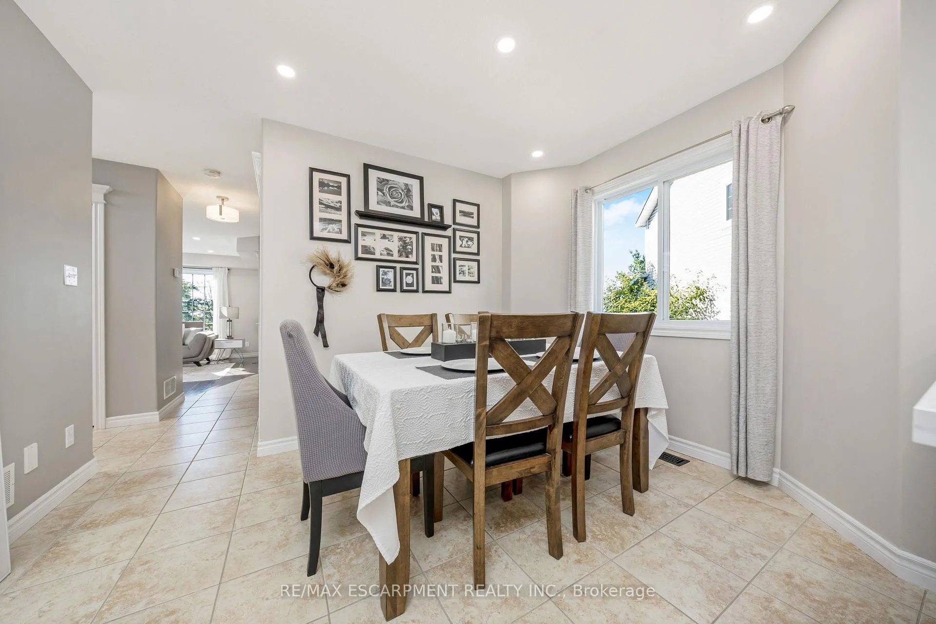 Photo 12 of 197 Carters Lane, Guelph/Eramosa, Rockwood — HOMEH
