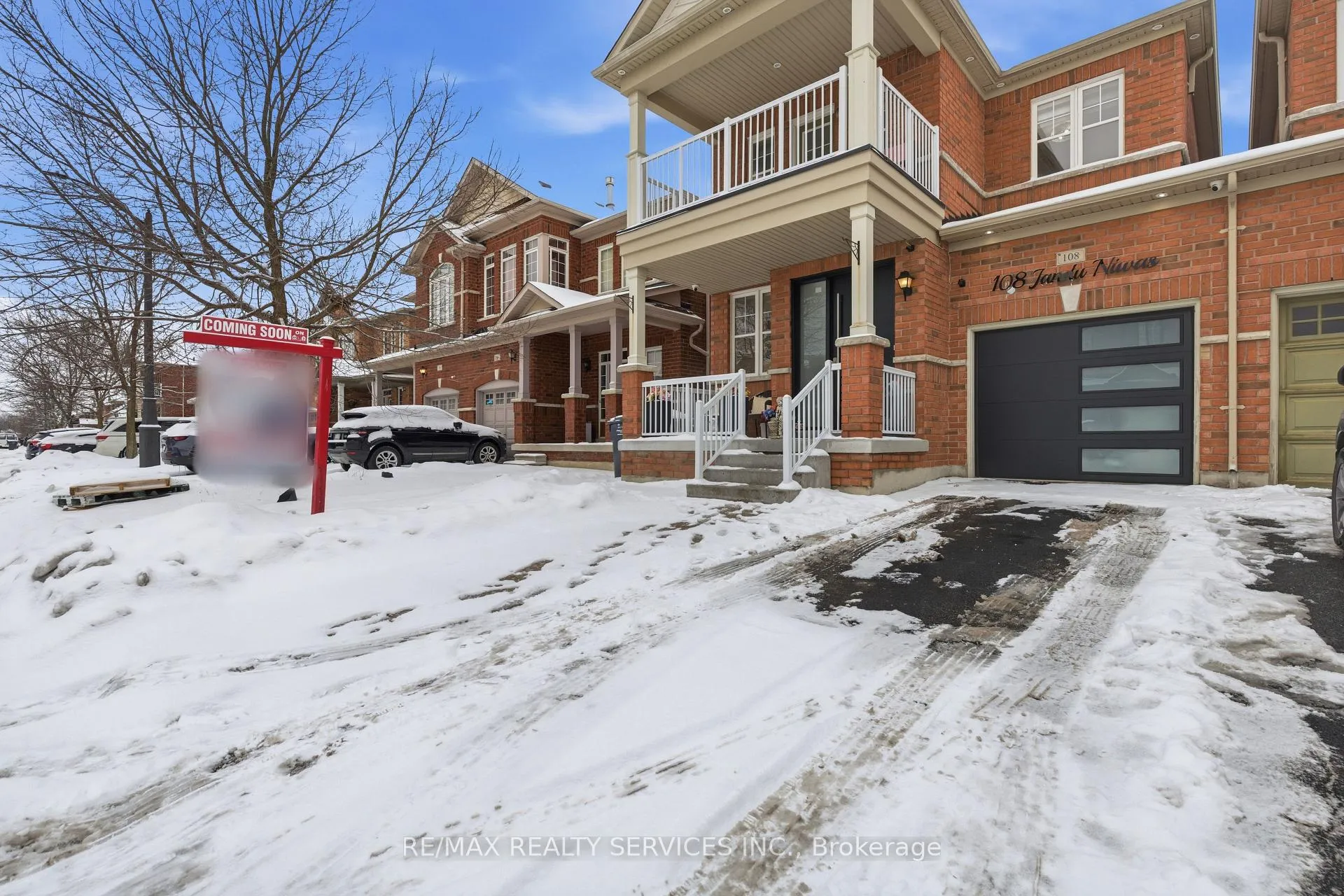 Photo 3 of 108 Amaranth Crescent, Brampton, Northwest Sandalwood Parkway — HOMEH