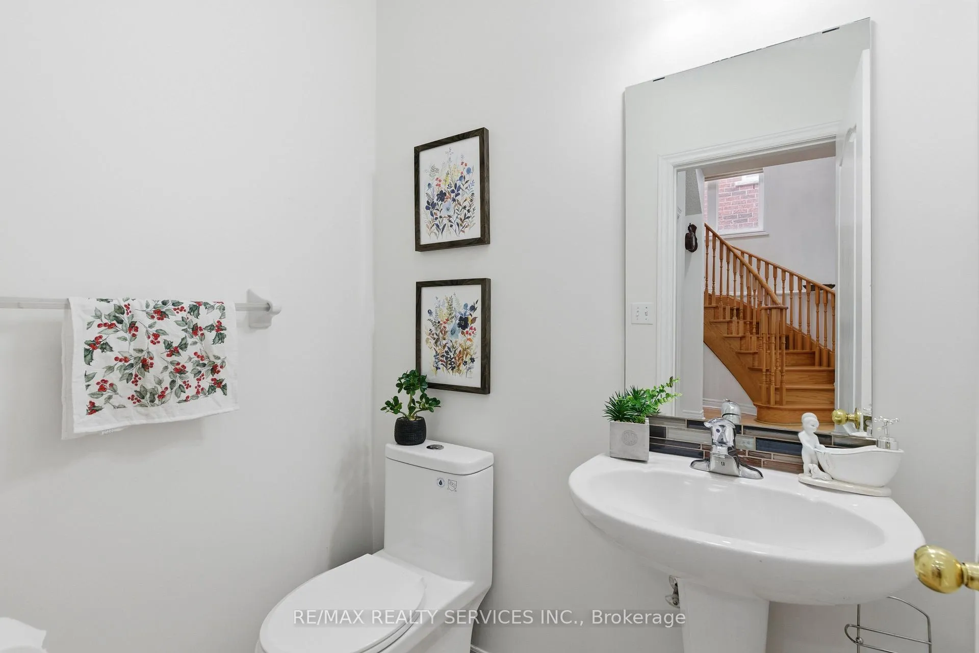 Photo 12 of 108 Amaranth Crescent, Brampton, Northwest Sandalwood Parkway — HOMEH