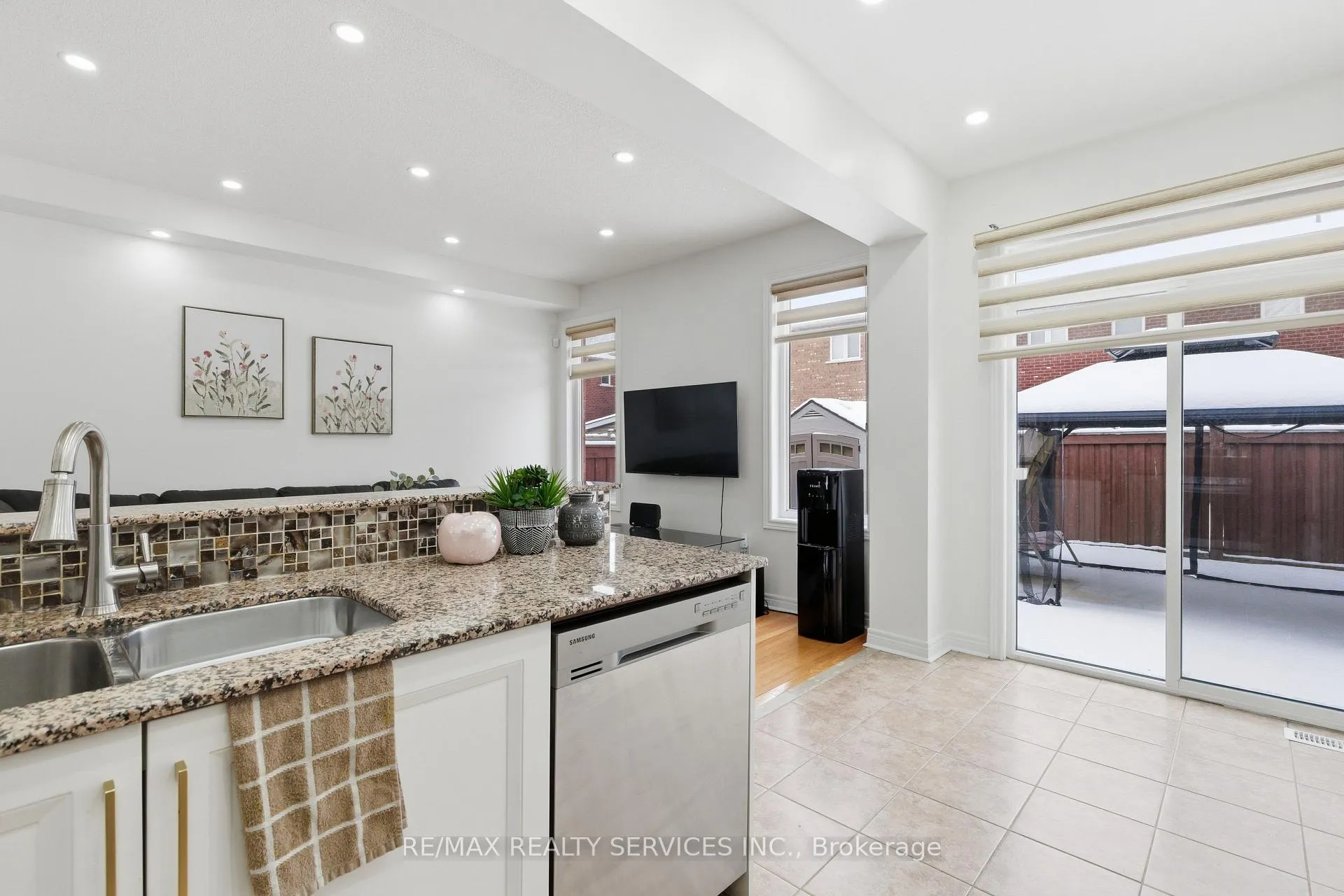 Photo 19 of 108 Amaranth Crescent, Brampton, Northwest Sandalwood Parkway — HOMEH