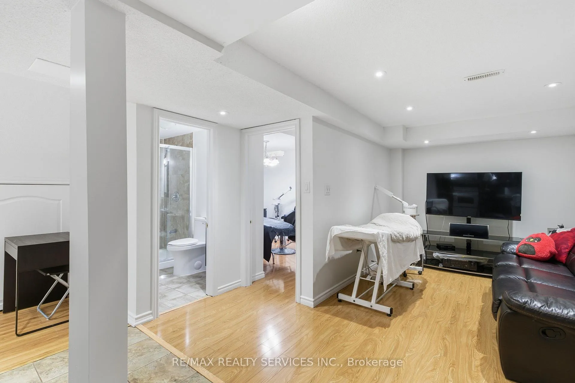 Photo 37 of 108 Amaranth Crescent, Brampton, Northwest Sandalwood Parkway — HOMEH