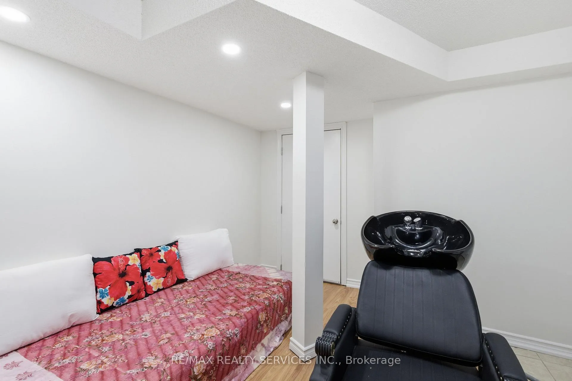 Photo 42 of 108 Amaranth Crescent, Brampton, Northwest Sandalwood Parkway — HOMEH