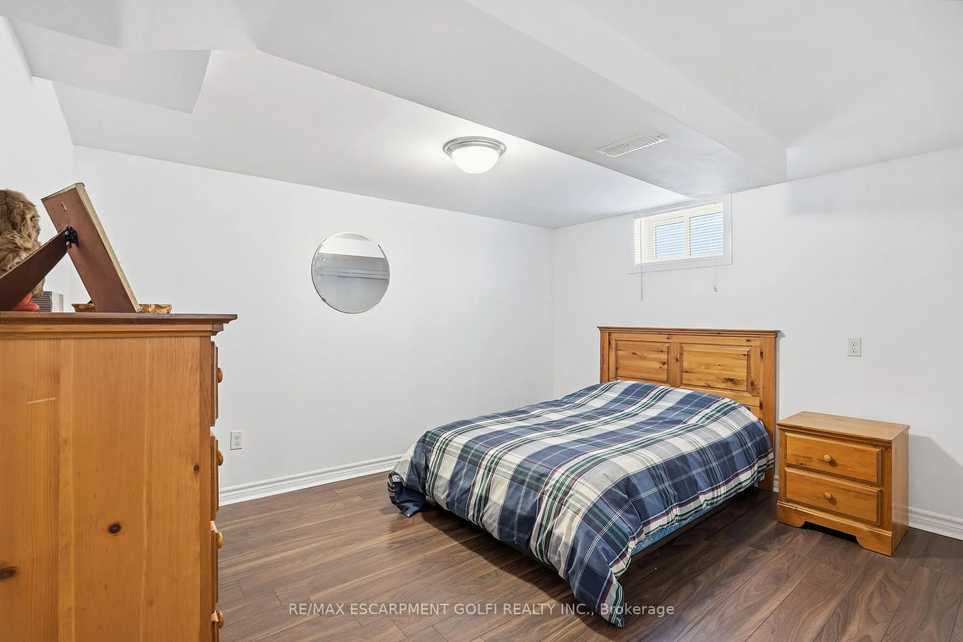 Photo 18 of 77 Jacobson Avenue, St. Catharines, Glendale/Glenridge — HOMEH