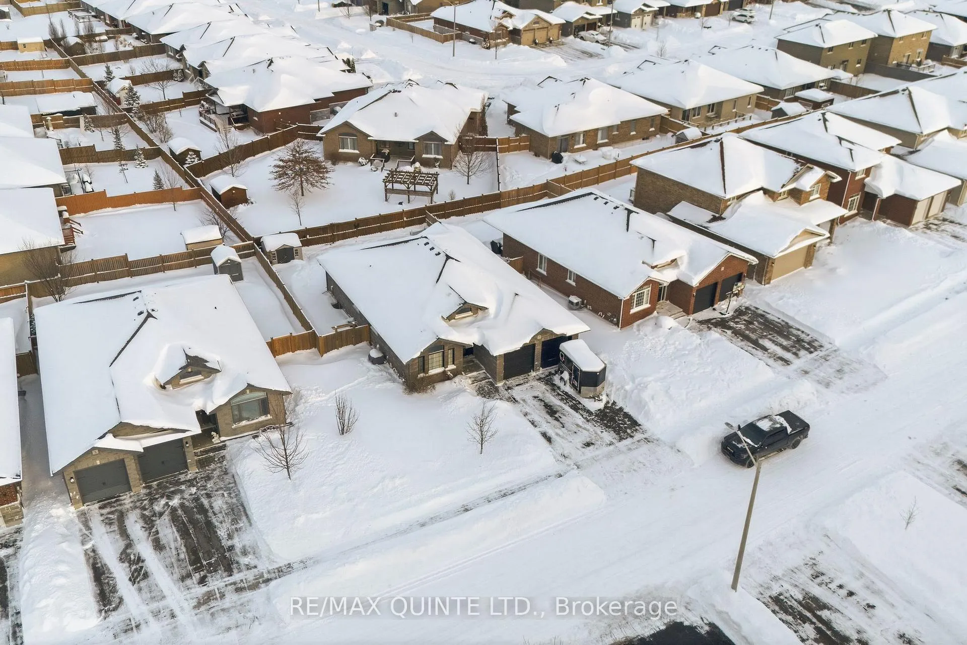 Photo 3 of 7 Bevan Drive, Belleville, Thurlow Ward — HOMEH