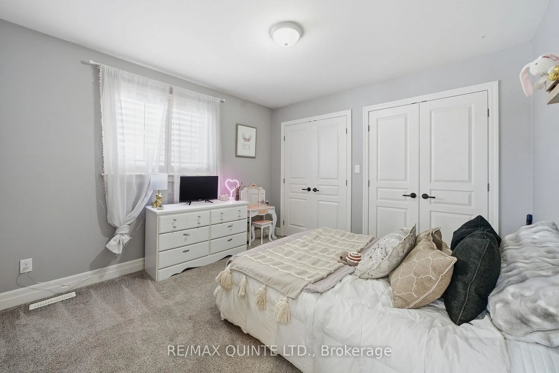 Photo 9 of 7 Bevan Drive, Belleville, Thurlow Ward — HOMEH