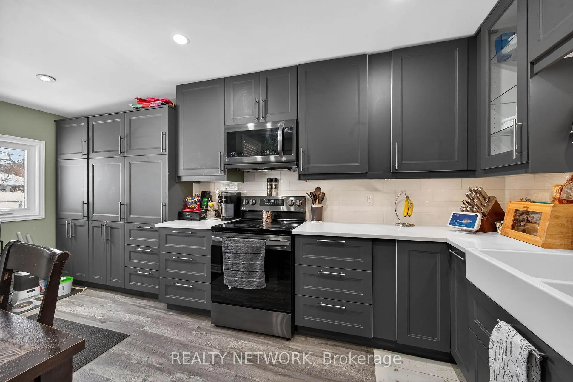 Photo 16 of 234 Balmoral Avenue N, Hamilton, Crown Point — HOMEH
