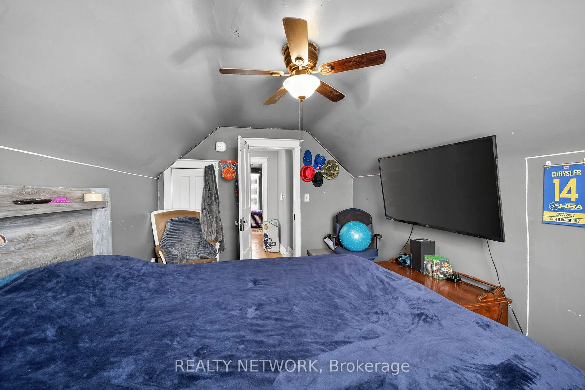 Photo 28 of 234 Balmoral Avenue N, Hamilton, Crown Point — HOMEH