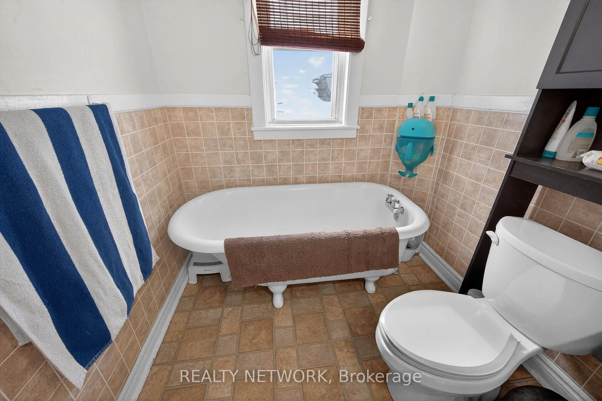 Photo 32 of 234 Balmoral Avenue N, Hamilton, Crown Point — HOMEH