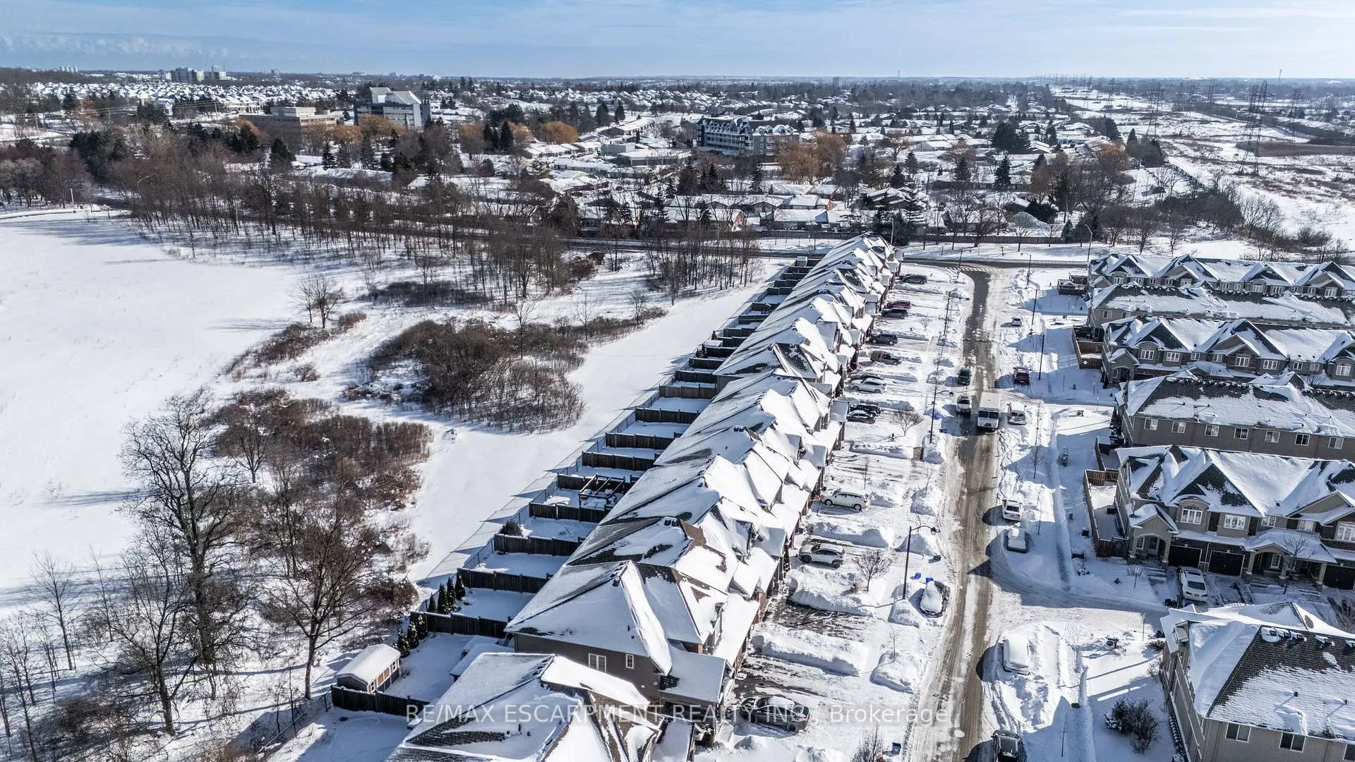 Photo 31 of 44 Madonna Drive, Hamilton, Carpenter — HOMEH