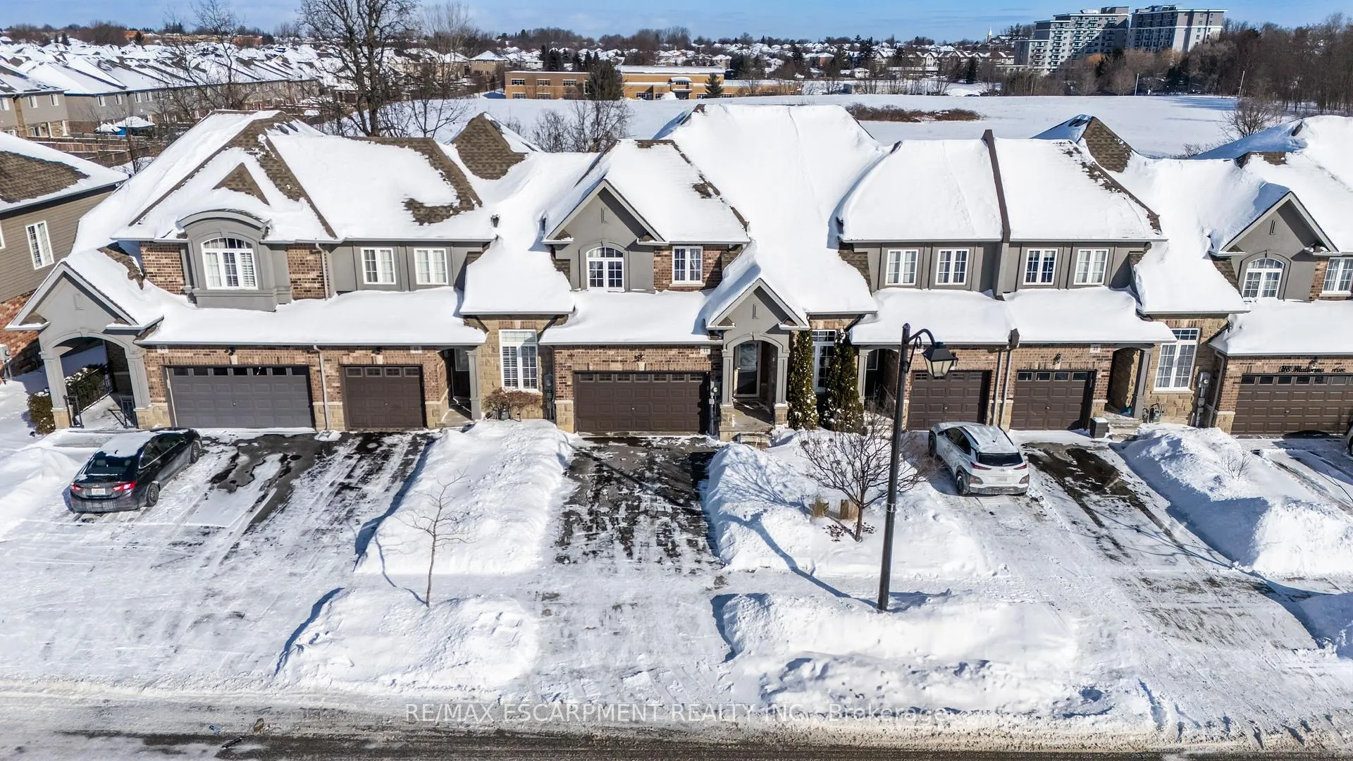 Photo 35 of 44 Madonna Drive, Hamilton, Carpenter — HOMEH