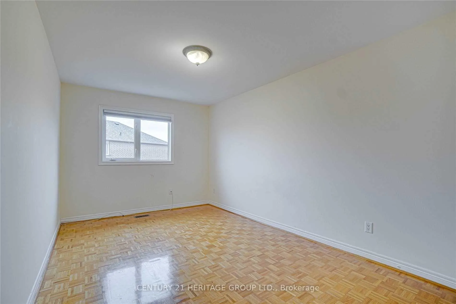 Photo 24 of 150 Ashton Drive, Vaughan, Maple — HOMEH