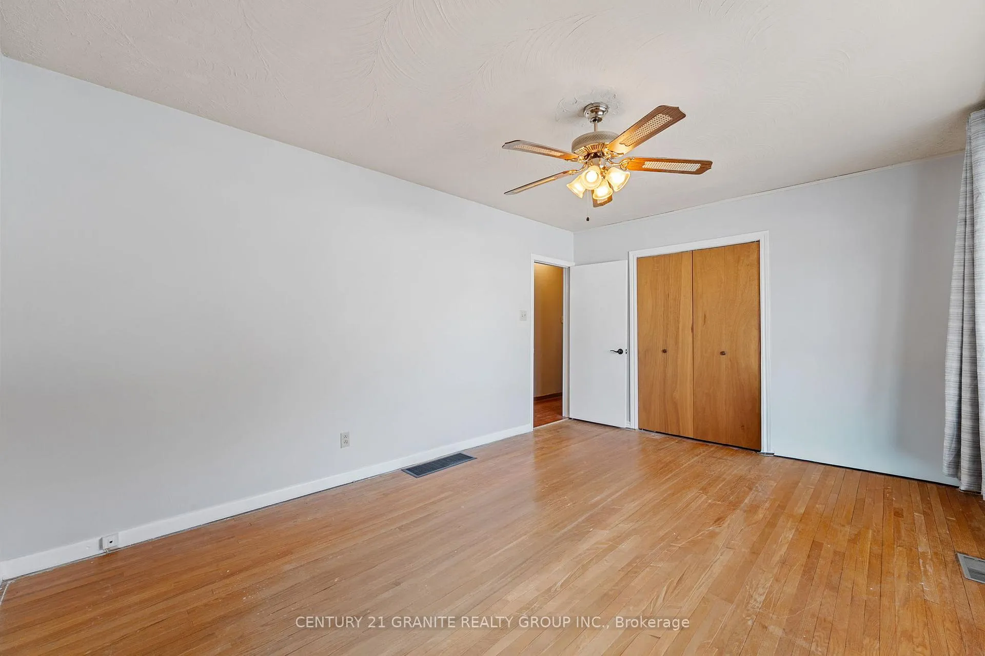 Photo 17 of 64 Johnston Crescent, Bancroft, Bancroft Ward — HOMEH