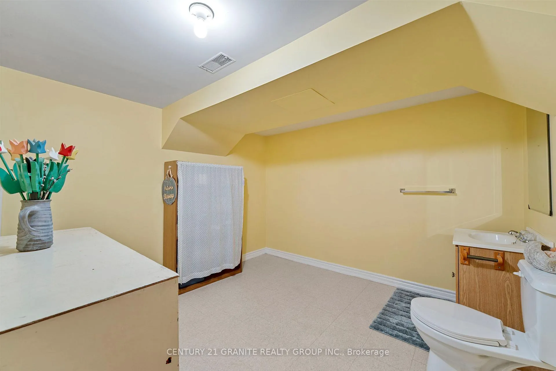Photo 31 of 64 Johnston Crescent, Bancroft, Bancroft Ward — HOMEH