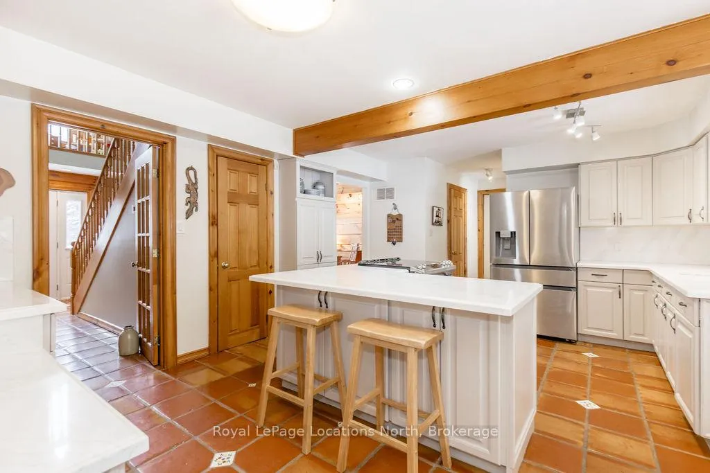 Photo 12 of 59 Wasaga Sands Drive, Wasaga Beach — HOMEH