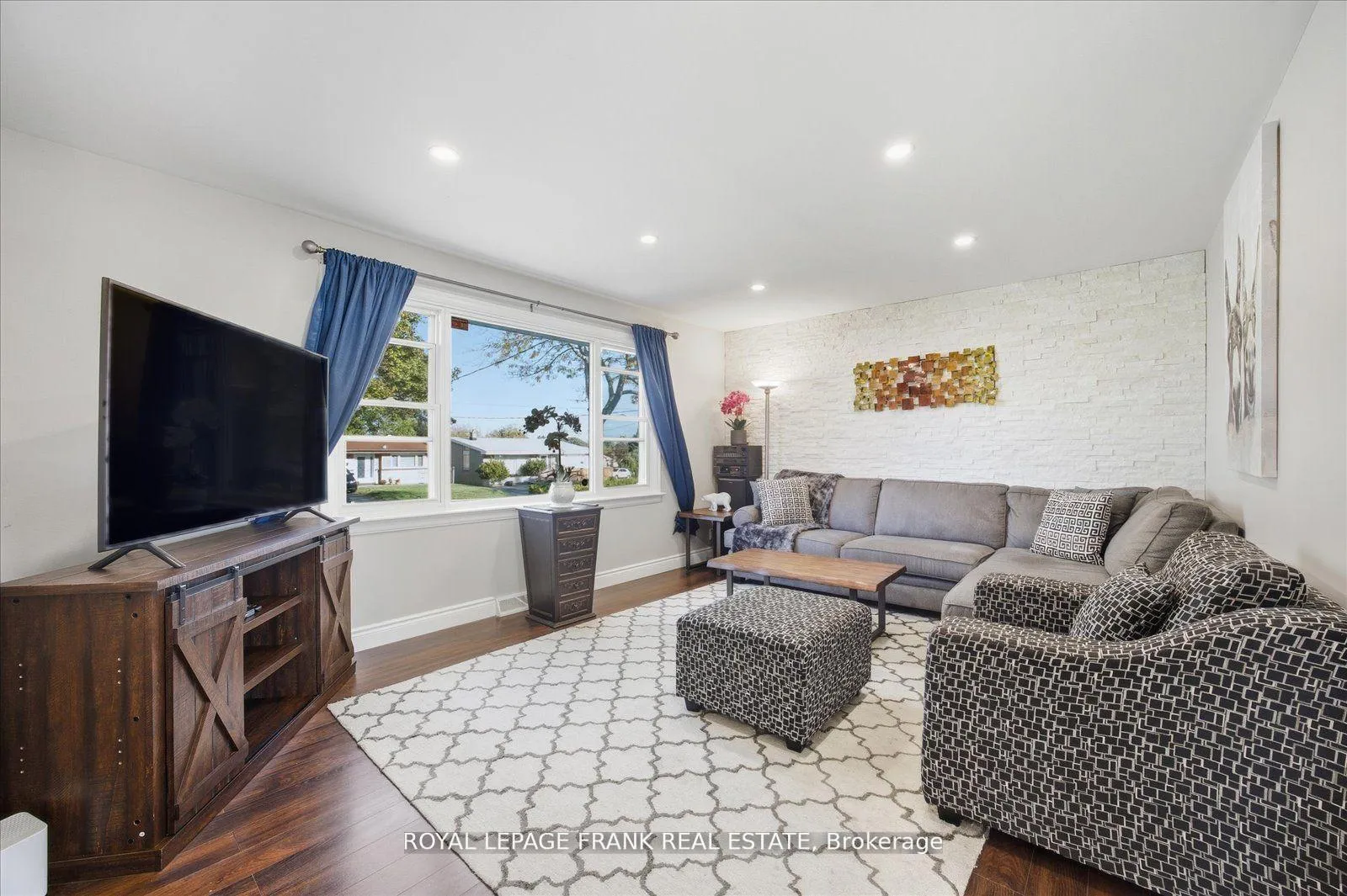 Photo 9 of 1186 Ravine Road, Oshawa, Lakeview — HOMEH