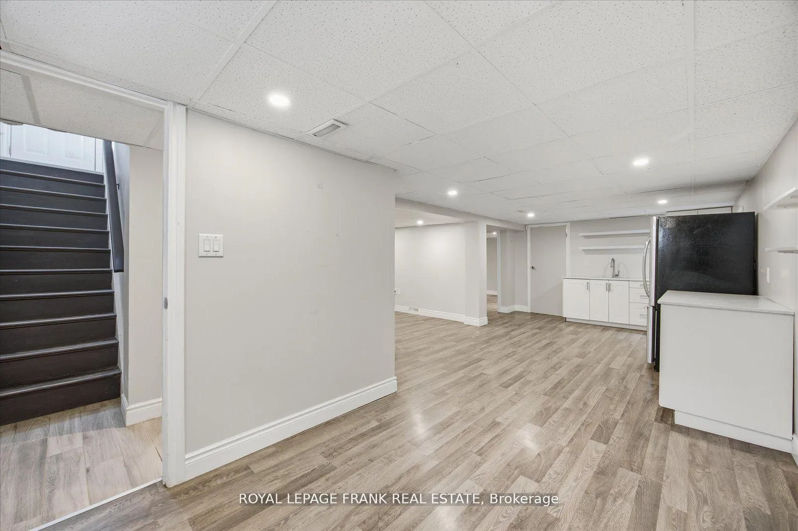 Photo 14 of 1186 Ravine Road, Oshawa, Lakeview — HOMEH