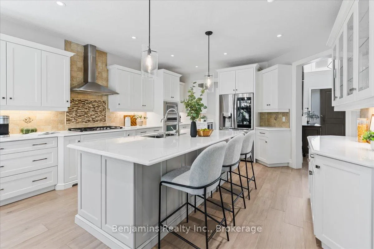 Photo 10 of 237 River Birch Street, Kitchener — HOMEH
