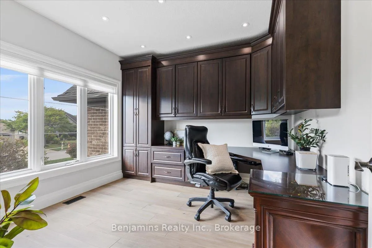 Photo 19 of 237 River Birch Street, Kitchener — HOMEH