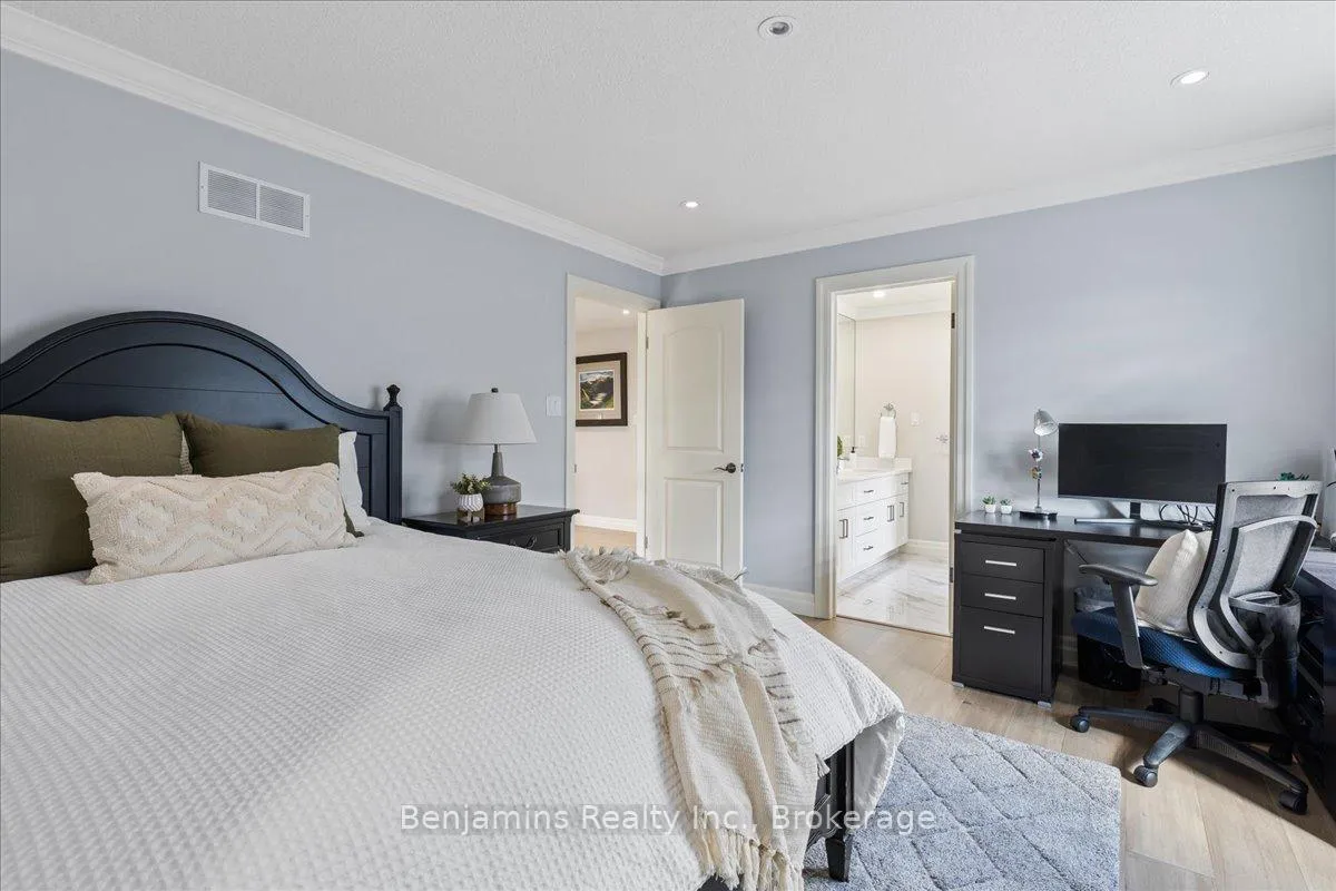 Photo 31 of 237 River Birch Street, Kitchener — HOMEH