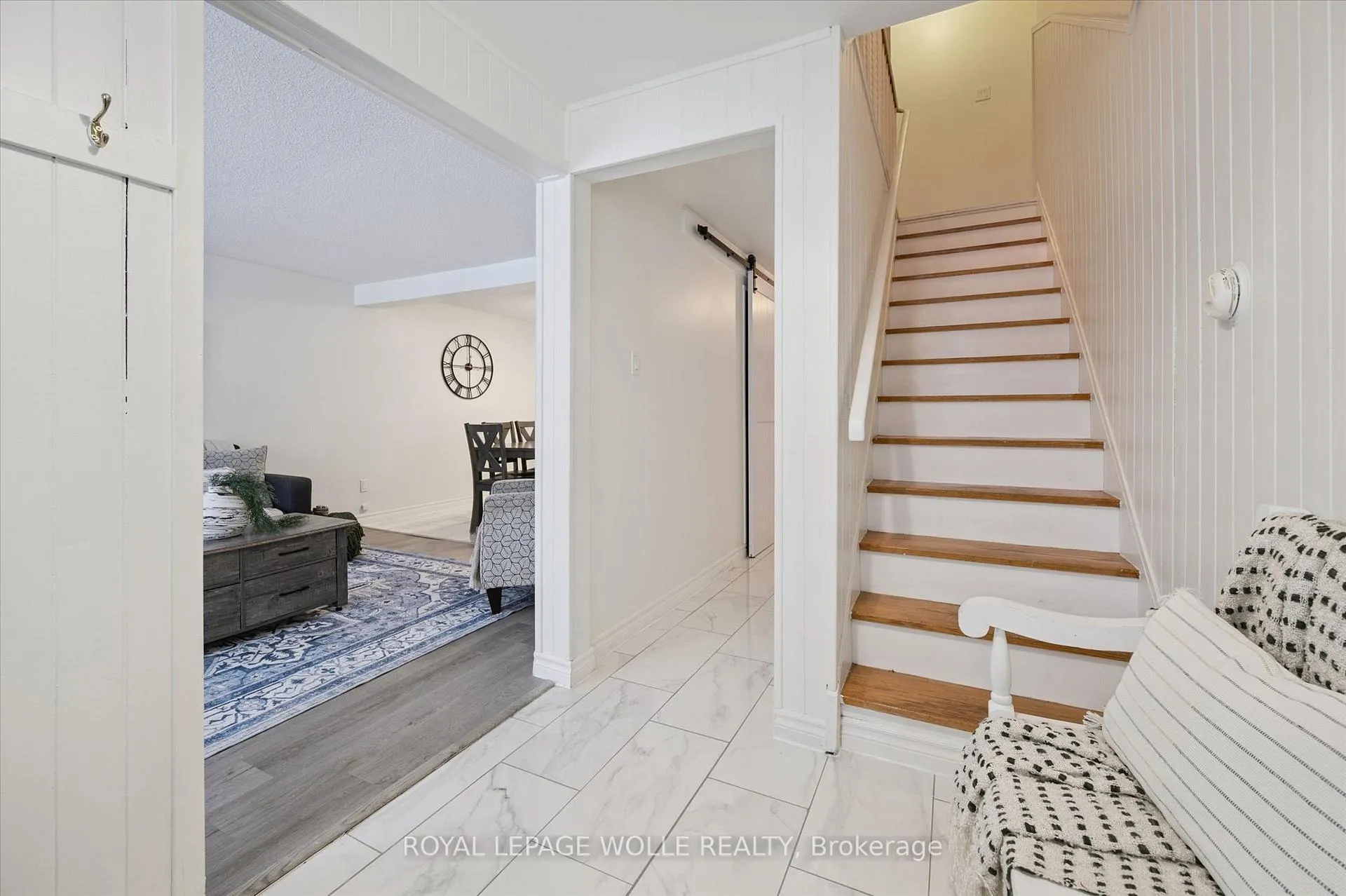 Photo 6 of 11 Ingleside Drive, Kitchener, Victoria Hills — HOMEH