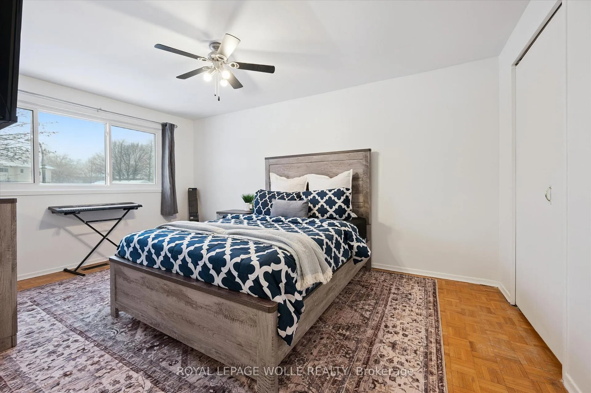 Photo 23 of 11 Ingleside Drive, Kitchener, Victoria Hills — HOMEH