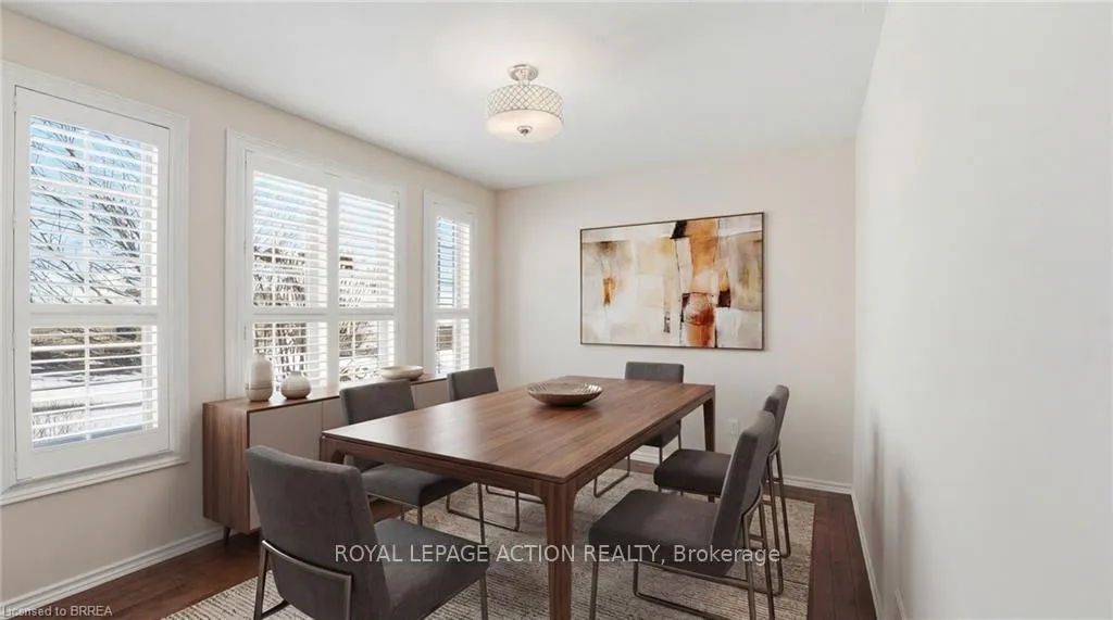 Photo 12 of 28 Mansfield Drive, Brant, South Dumfries — HOMEH