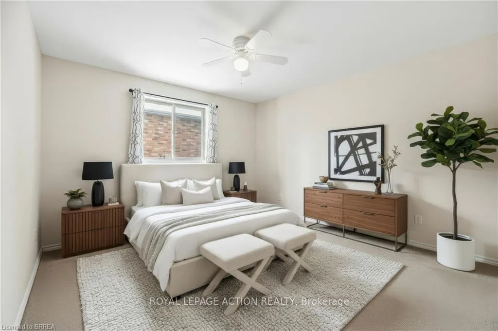Photo 15 of 28 Mansfield Drive, Brant, South Dumfries — HOMEH