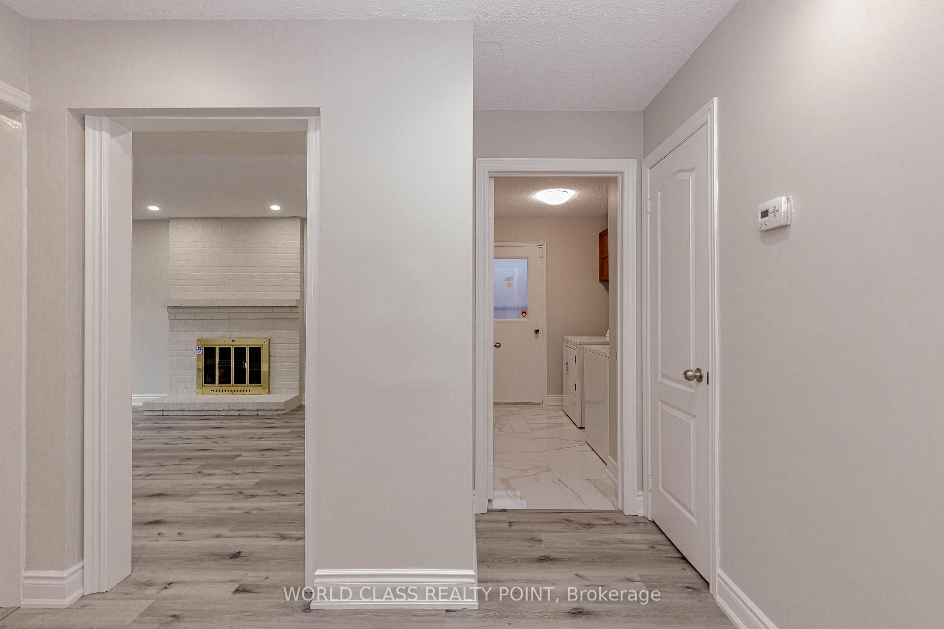 Photo 5 of 76 Moffatt Avenue, Brampton, Fletcher's West — HOMEH